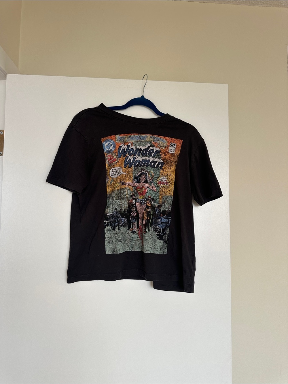 H&M Black Wonder Woman Graphic Short Sleeve Tee